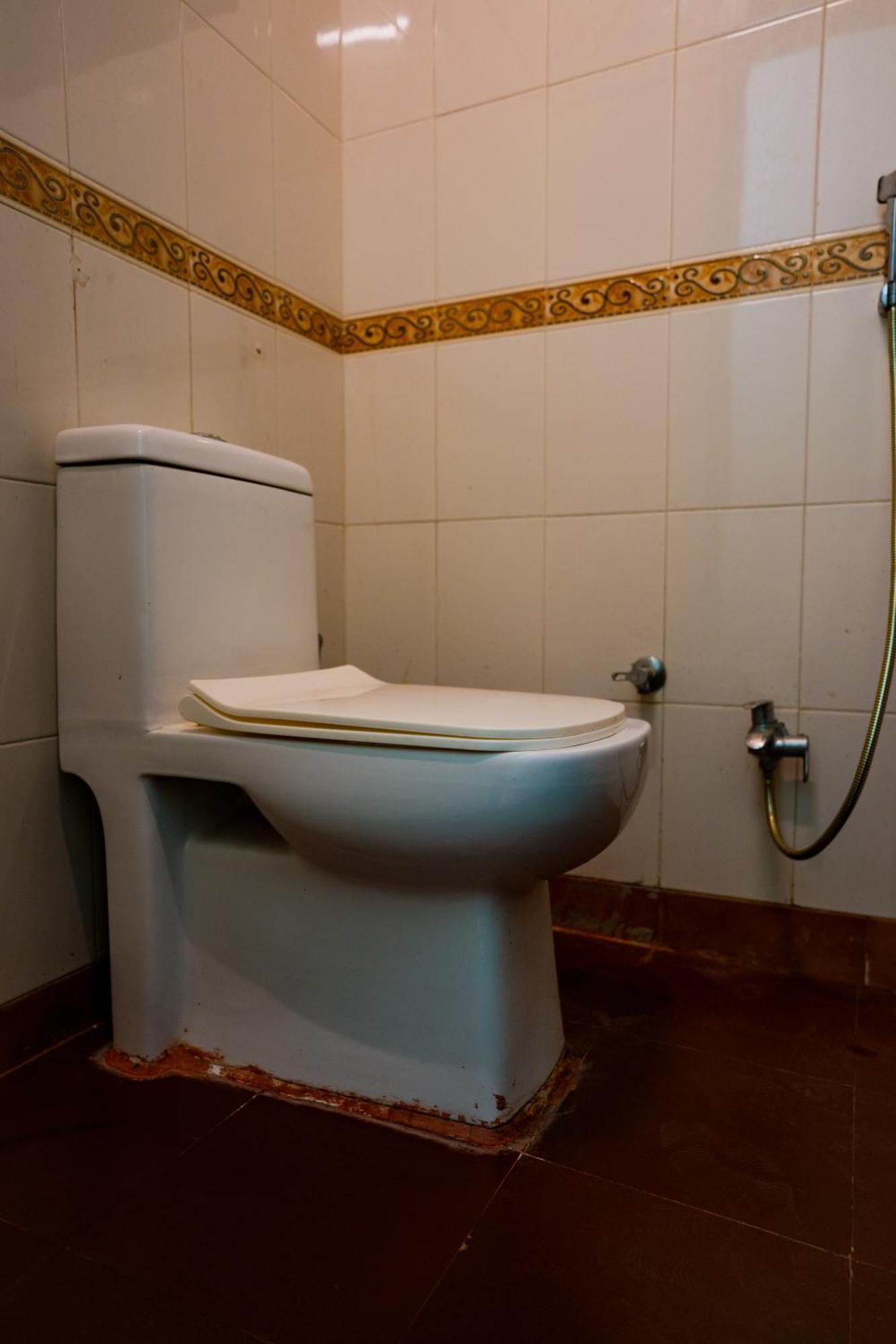 Hotel Girdhar Mahal Индаур Экстерьер фото